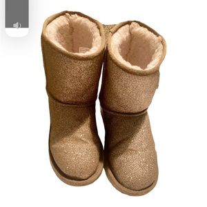 UGG Classic Short II Gold Glitter Boots 1111852K Kids Girls Youth Size 5